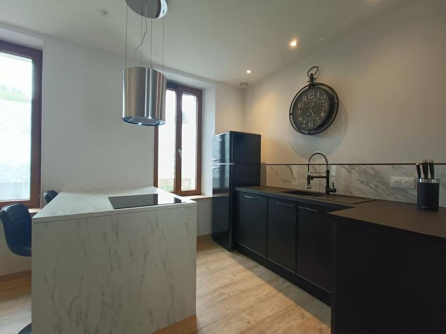 # Le Beffroi# Maison# Murol Kültér fotó